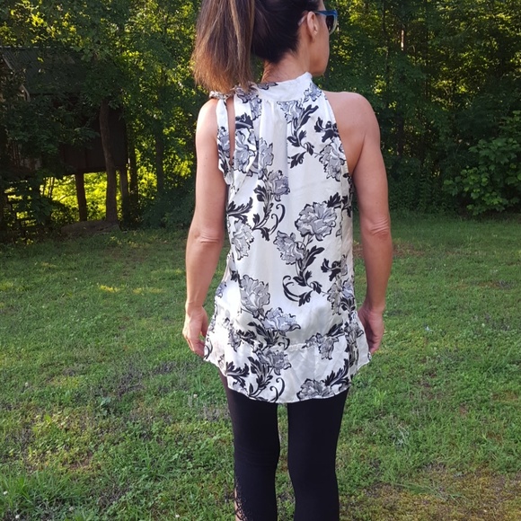 White House Black Market 100% Silk Blouse L - Picture 3 of 8